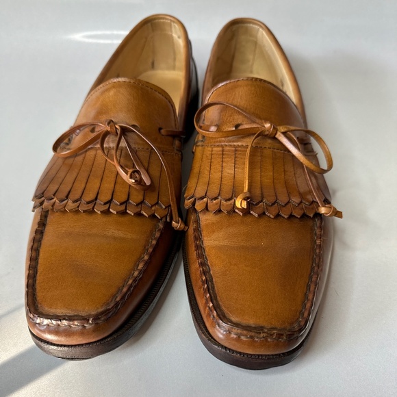 Allen Edmonds Alton Kiltie Loafer Men\'s Size 10.5 B Chestnut Tan Leather Bow Moc